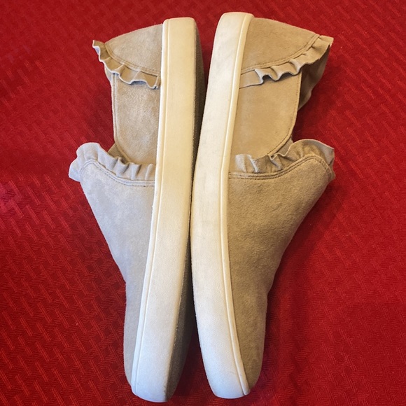 Kate Spade Slip Ons - Picture 9 of 9